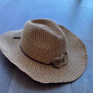 Like New! Wallaroo Sierra Cowboy Style Hat